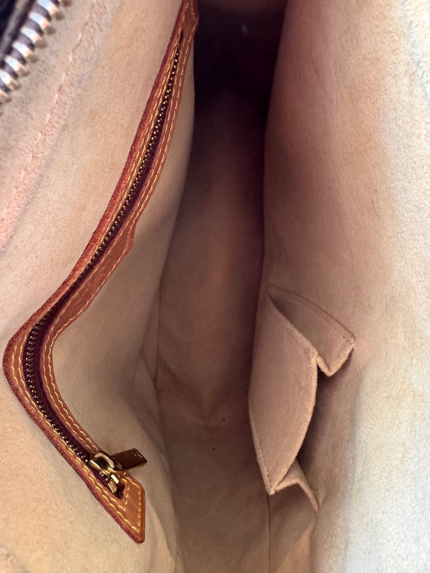 Louis Vuitton Looping GM