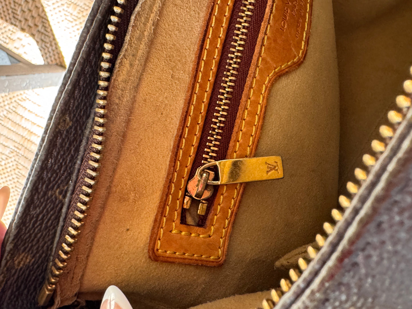 Louis Vuitton Looping MM